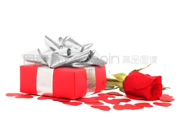 玫瑰与礼物 仪式感中的情感密码